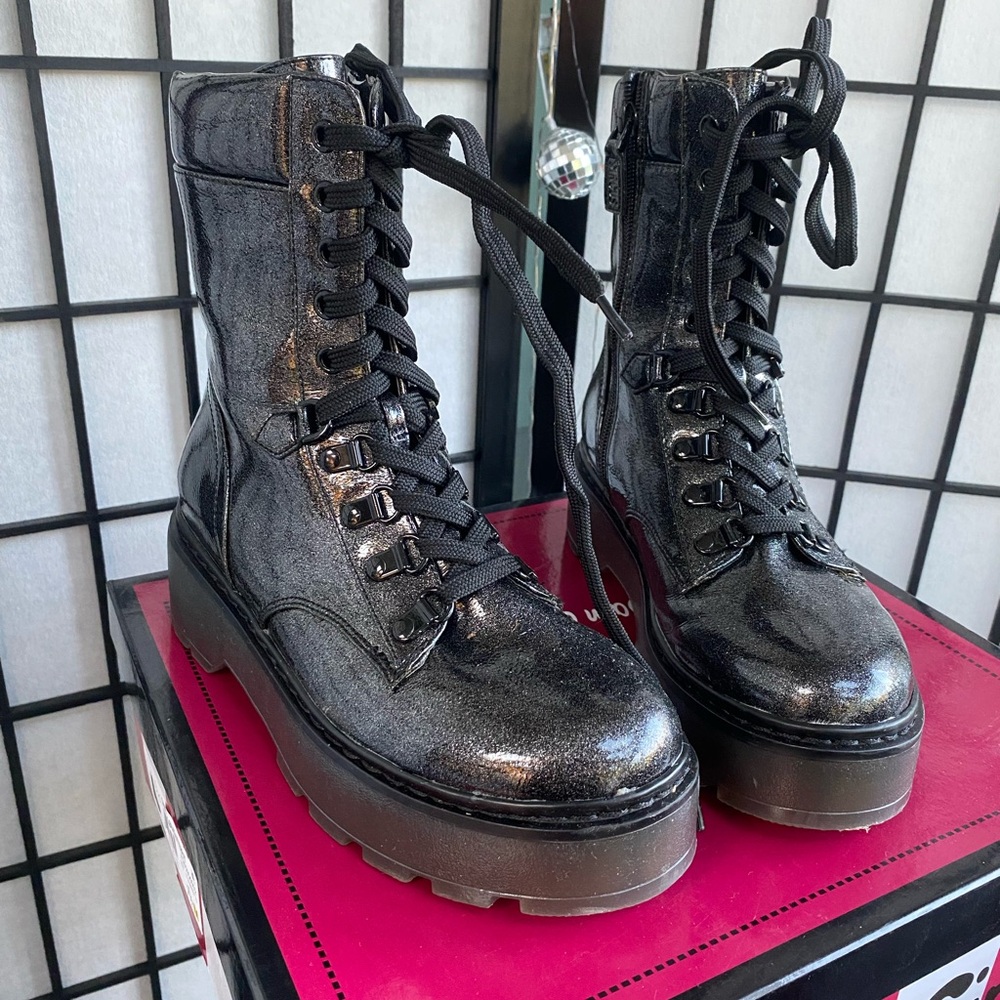 Sam Edelman Black Lace Up Boots with Platform Sole with zipper ; Never worn